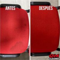 Antes y después de usar el limpiador textil sobre silla roja